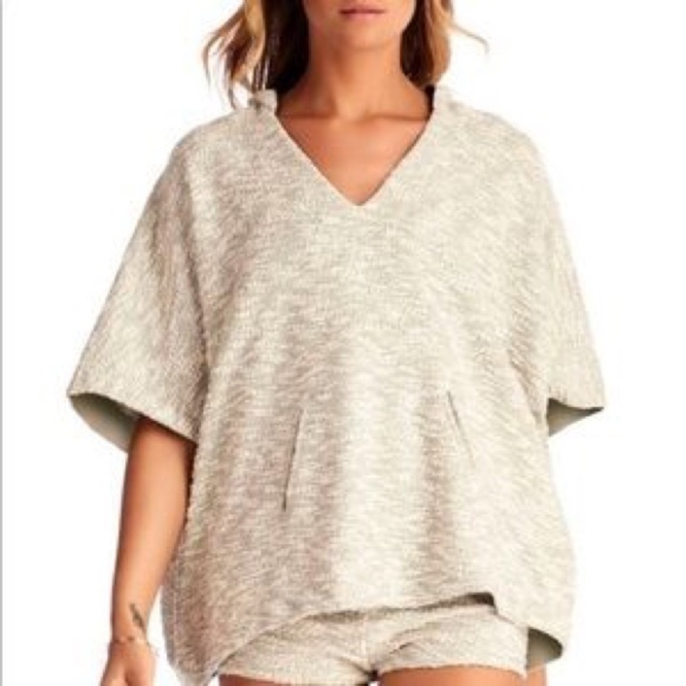 Vitamin A Woman’s Top Size S Grey Poncho Hoodie V neck Cotton Pullover Lounge